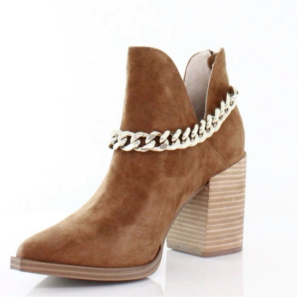 NEW Steve Madden Cedar- C Chestnut Suede Heeled Boots with Chain Size 8.5